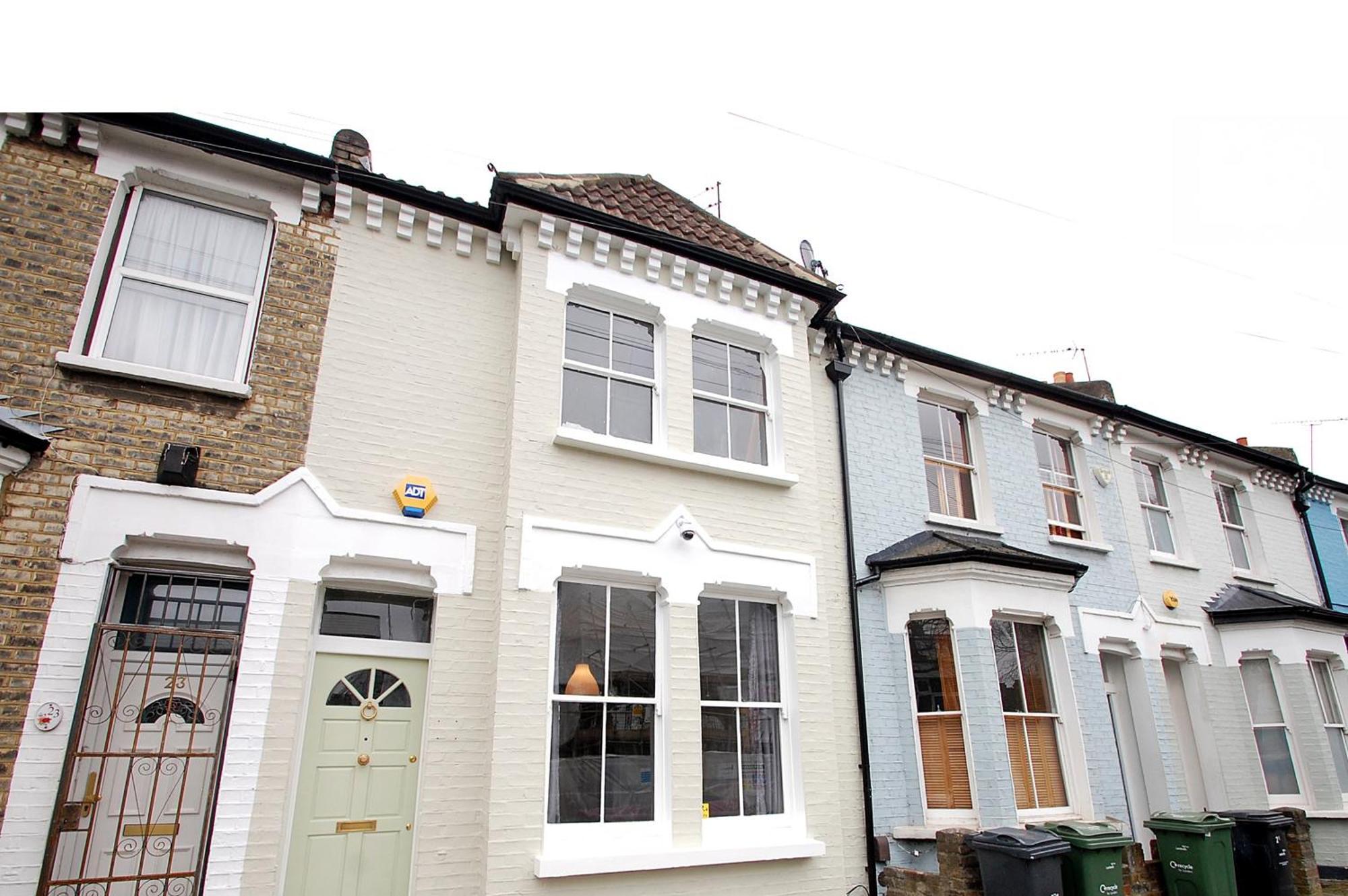 Quiet 5 Bed Vauxhall House With Garden And Roof Terrace Londra