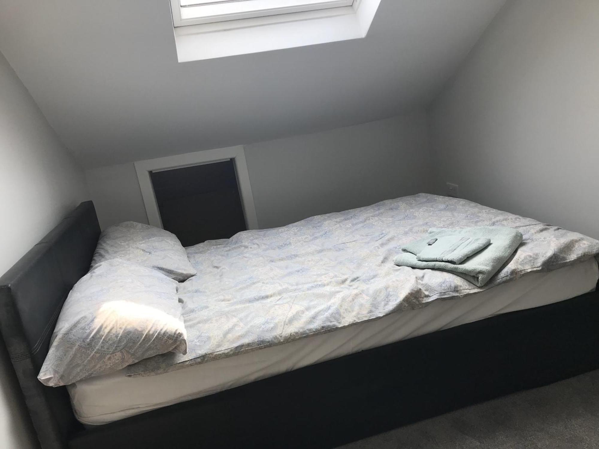Quiet 5 Bed Vauxhall House With Garden And Roof Terrace Londra
